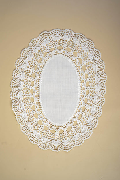 Vintage Crochet Tray Cloth
