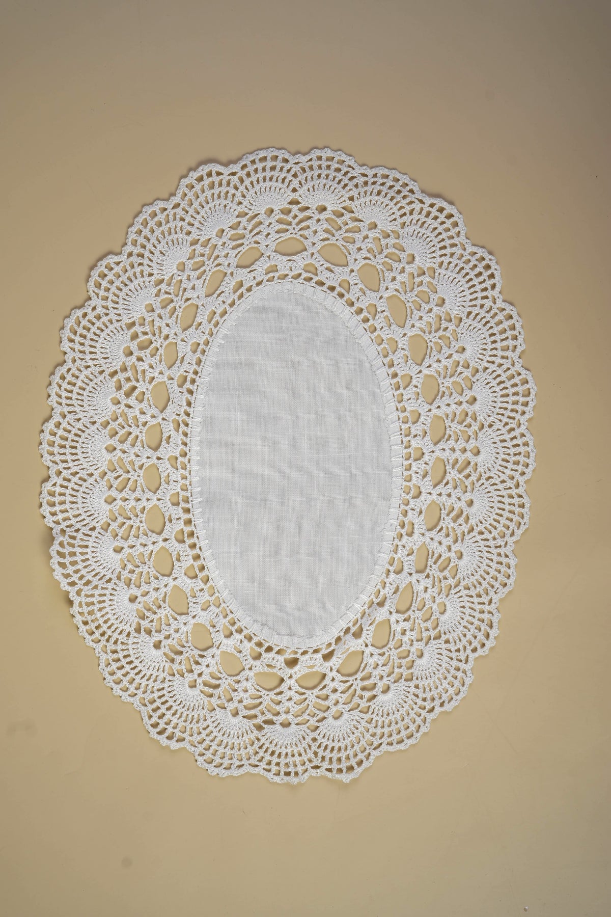Vintage Crochet Tray Cloth