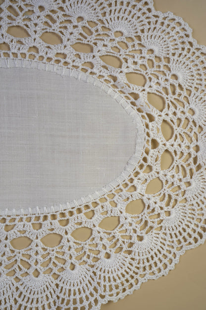 Vintage Crochet Tray Cloth