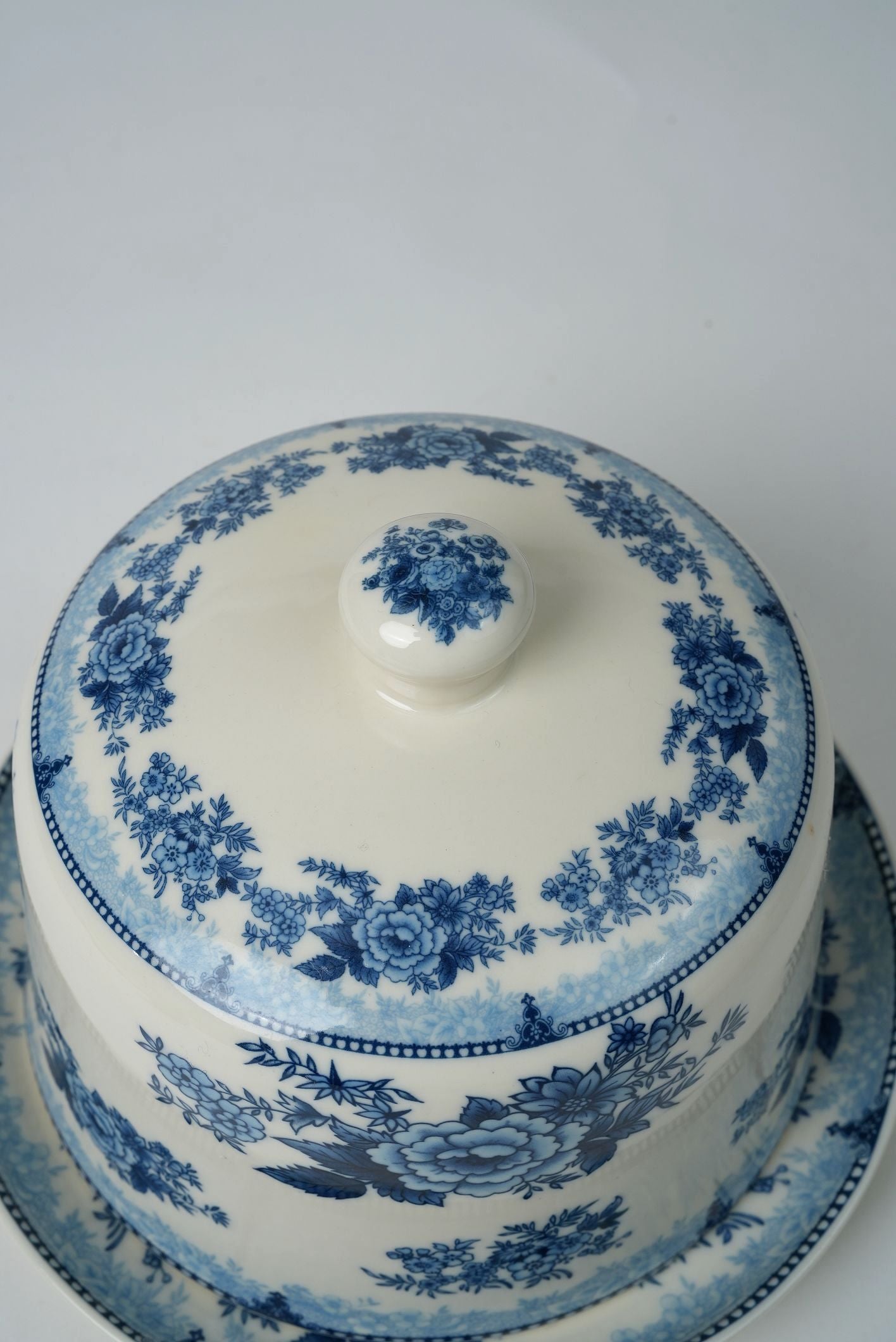 Vintage Small Cake Dish With Cloche