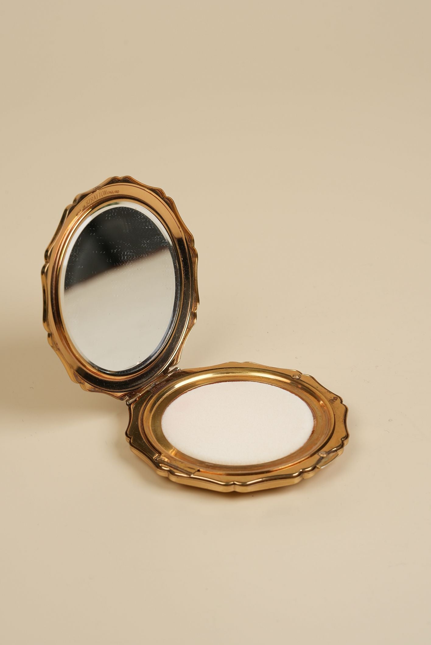 Wedgwood Mirror Compact
