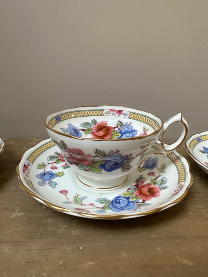 28-Piece Hammersley & Co. Porcelain Gilded Tea Set